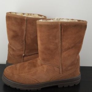 New!! Ugg Ultra Short boot
